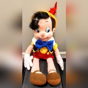 Disney 1992 Stuffed Pinocchio